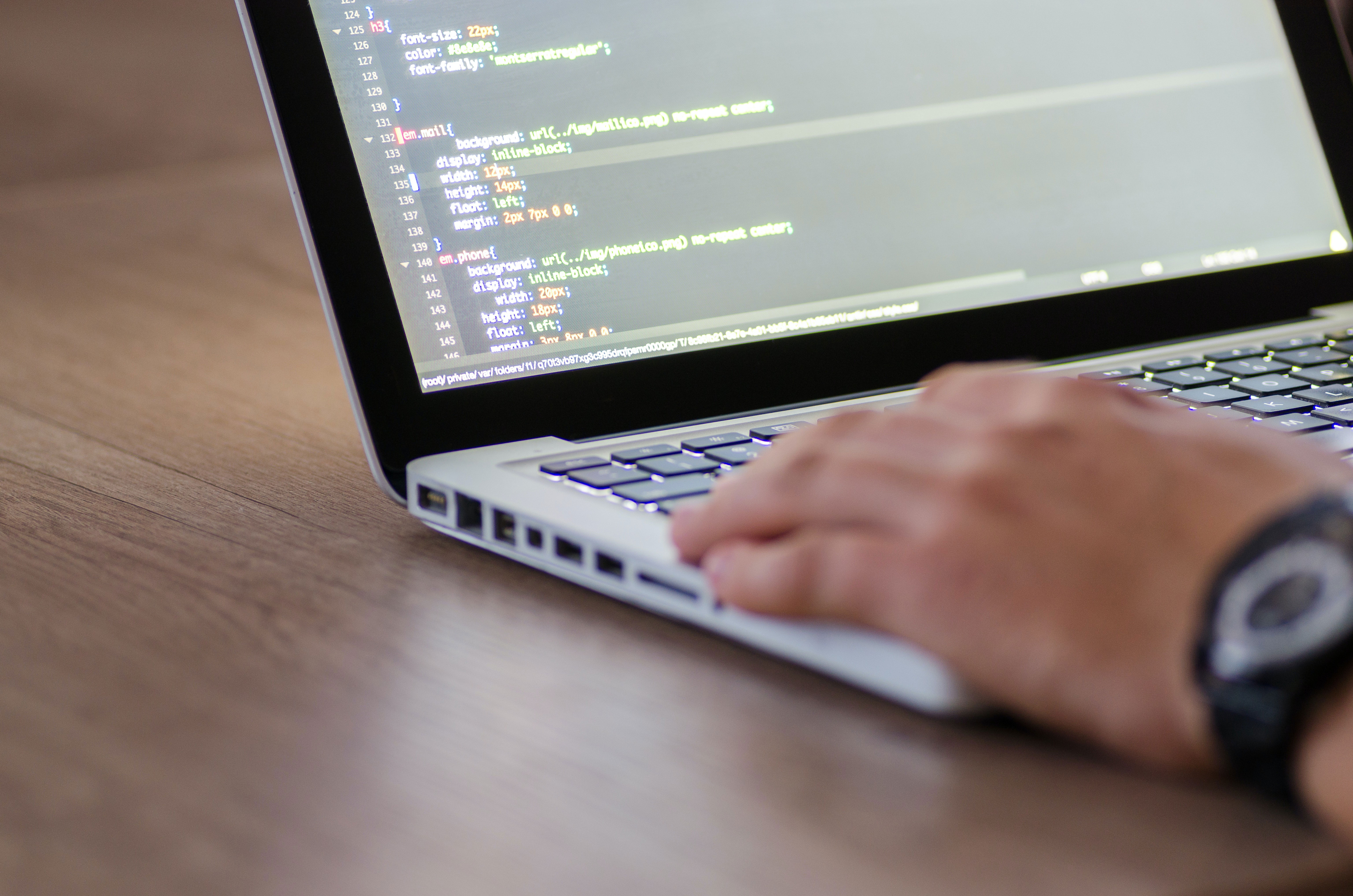 Websites & E-Commerce, Mobile/Web Apps